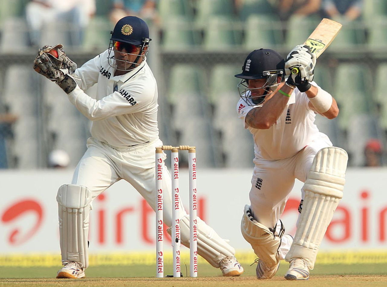Kevin Pietersen drives through the off side, India v England, 2nd Test, Mumbai, 2nd day, November 25, 2012