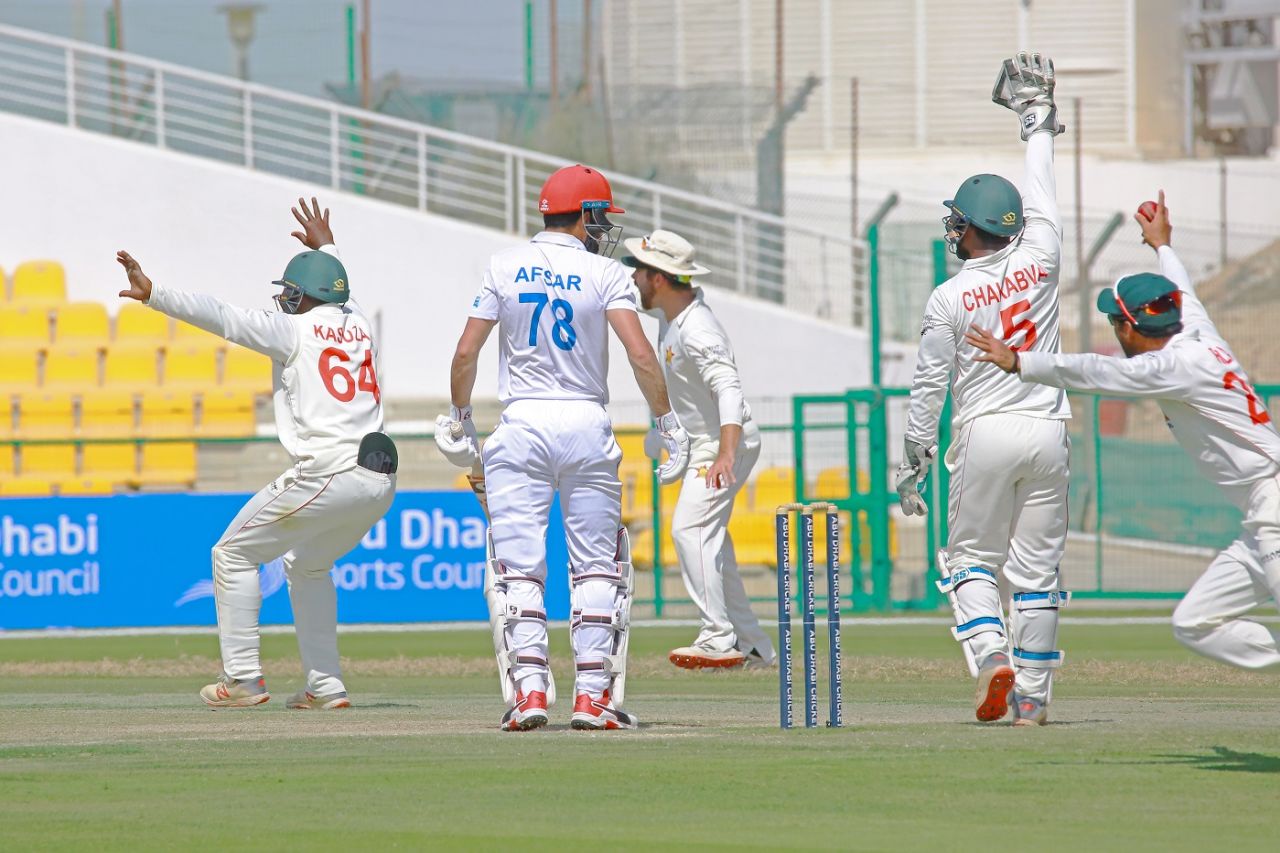 The Zimbabweans go up in appeal against Afsar Zazai, Afghanistan vs Zimbabwe, 1st Test, Abu Dhabi, 2nd day, March 3, 2021