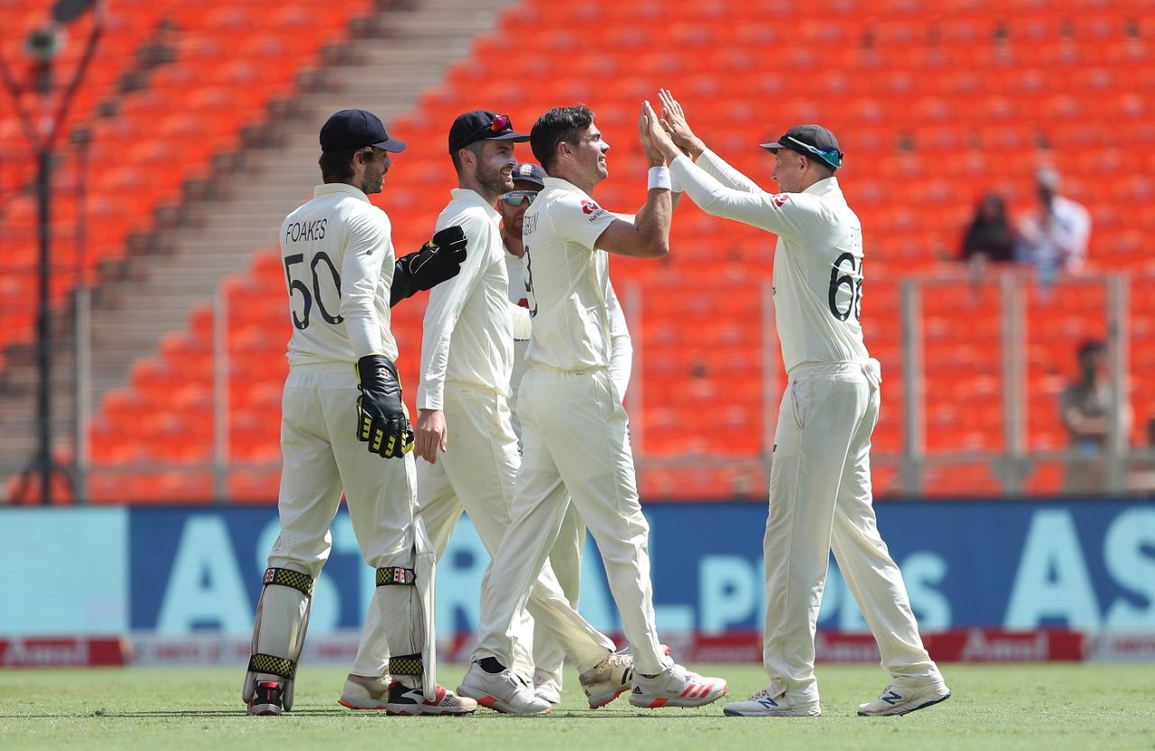 James Anderson and Joe Root celebrate after Ajinkya Rahane was sent back, India vs England, 4th Test, Ahmedabad, 2nd Day, March 5, 2021