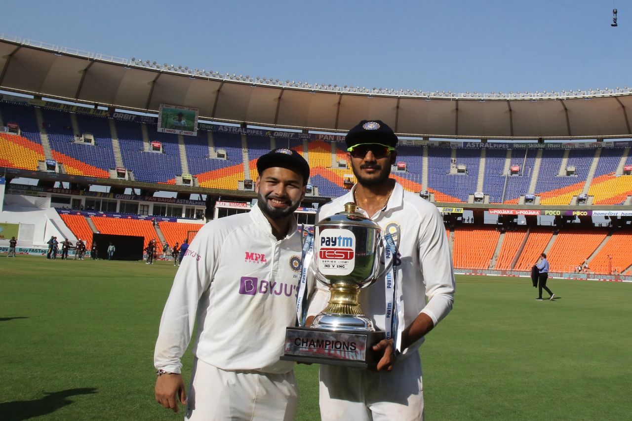 Rishabh Pant and Axar Patel pose with the trophy, India vs England, 4th Test, Ahmedabad, 3rd day, March 6, 2021