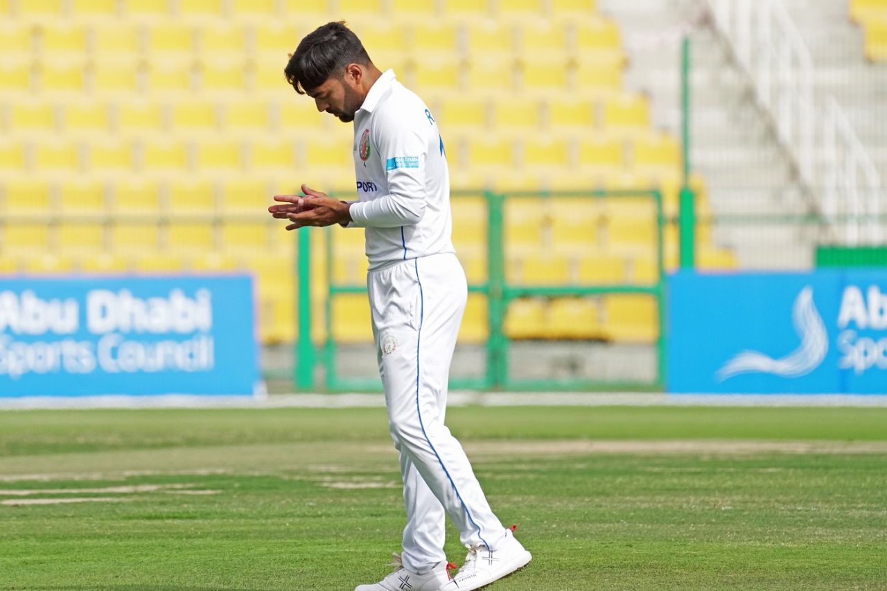 Rashid Khan reacts in the field, Afghanistan vs Zimbabwe, 2nd Test, Day 5, Abu Dhabi