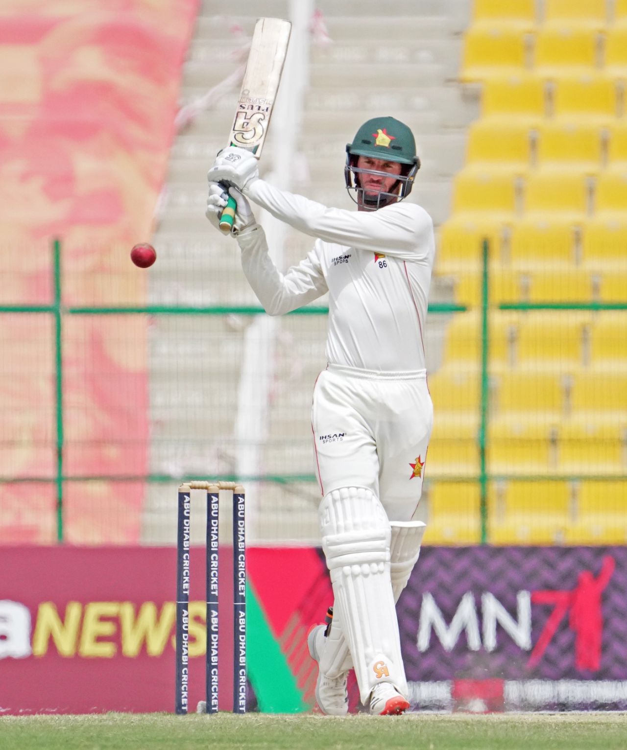 Sean Williams pulls during his 151 not out, Afghanistan vs Zimbabwe, 2nd Test, Abu Dhabi, 5th day, March 14, 2021