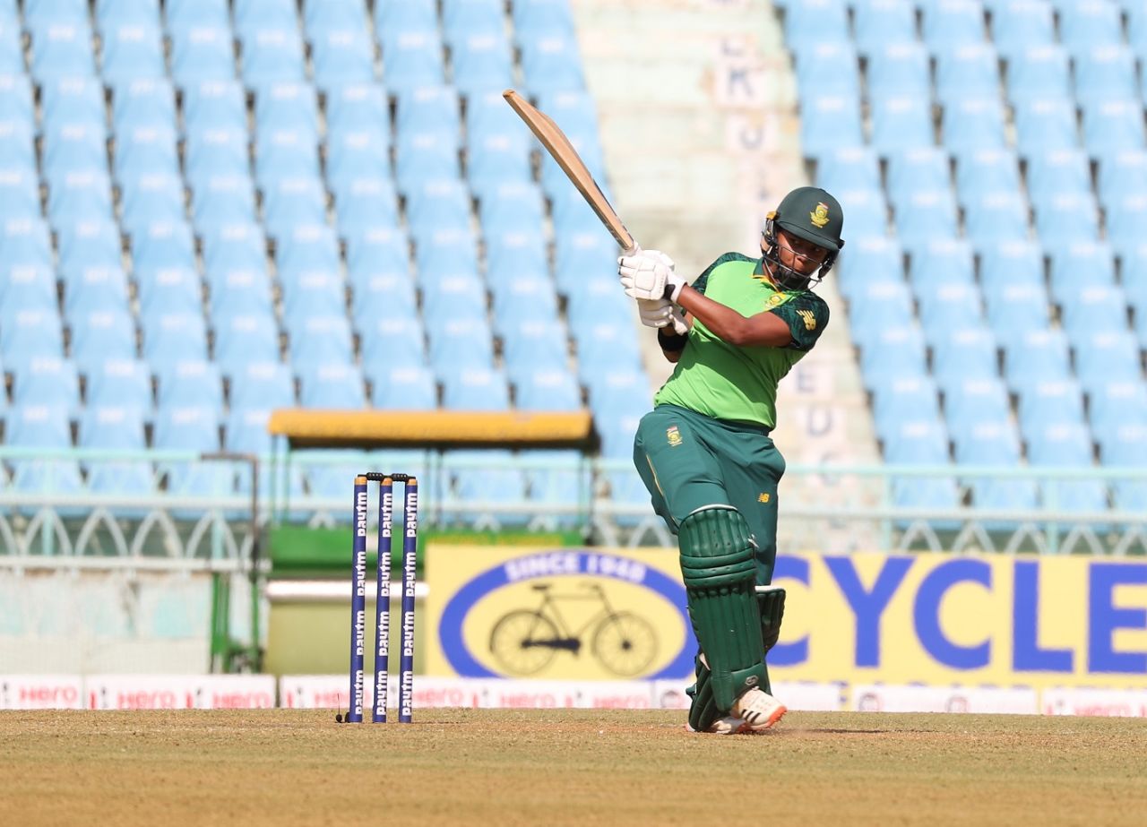 Lara Goodall hammers one onto the leg side, India Women vs South Africa Women, 4th ODI, Lucknow, March 14, 2021