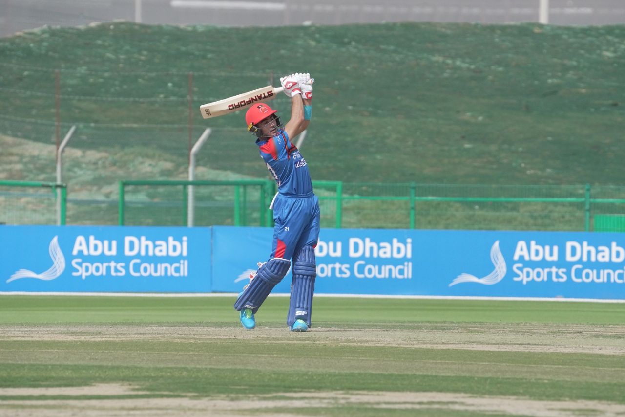 Rahmanullah Gurbaz goes for the big one, Afghanistan vs Zimbabwe, 1st T20I, Abu Dhabi, March 17, 2021
