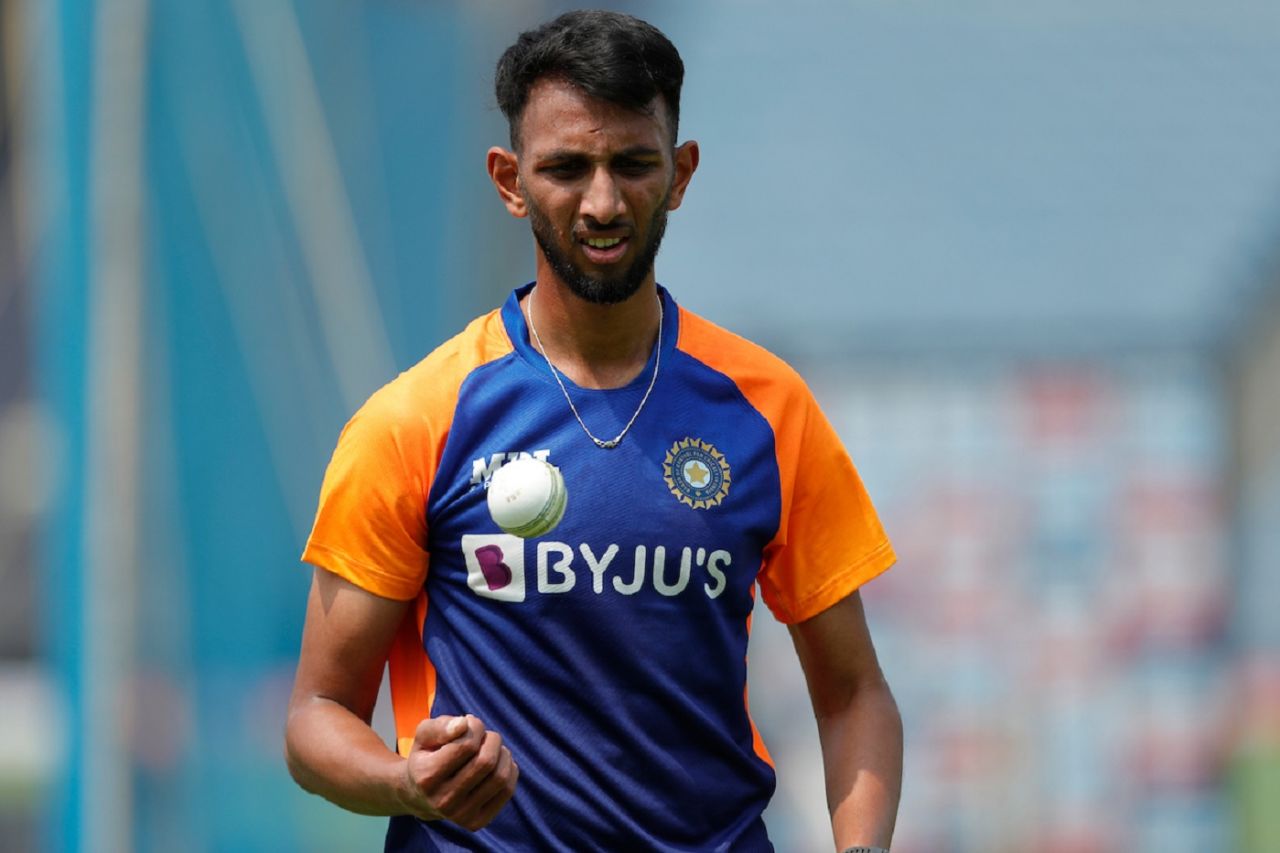 Prasidh Krishna in action at the India nets, Pune, March 22, 2021
