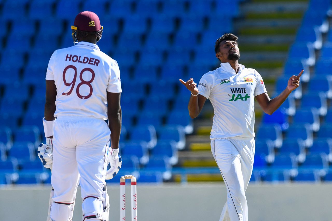 Suranga Lakmal bowls Jason Holder to complete his fourth five-wicket haul in Tests, West Indies vs Sri Lanka, 1st Test, North Sound, 2nd day, March 22, 2021