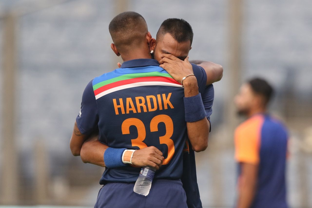 An emotional Krunal Pandya gets a hug from brother Hardik after his innings, India vs England, 1st ODI, Pune, March 23, 2021