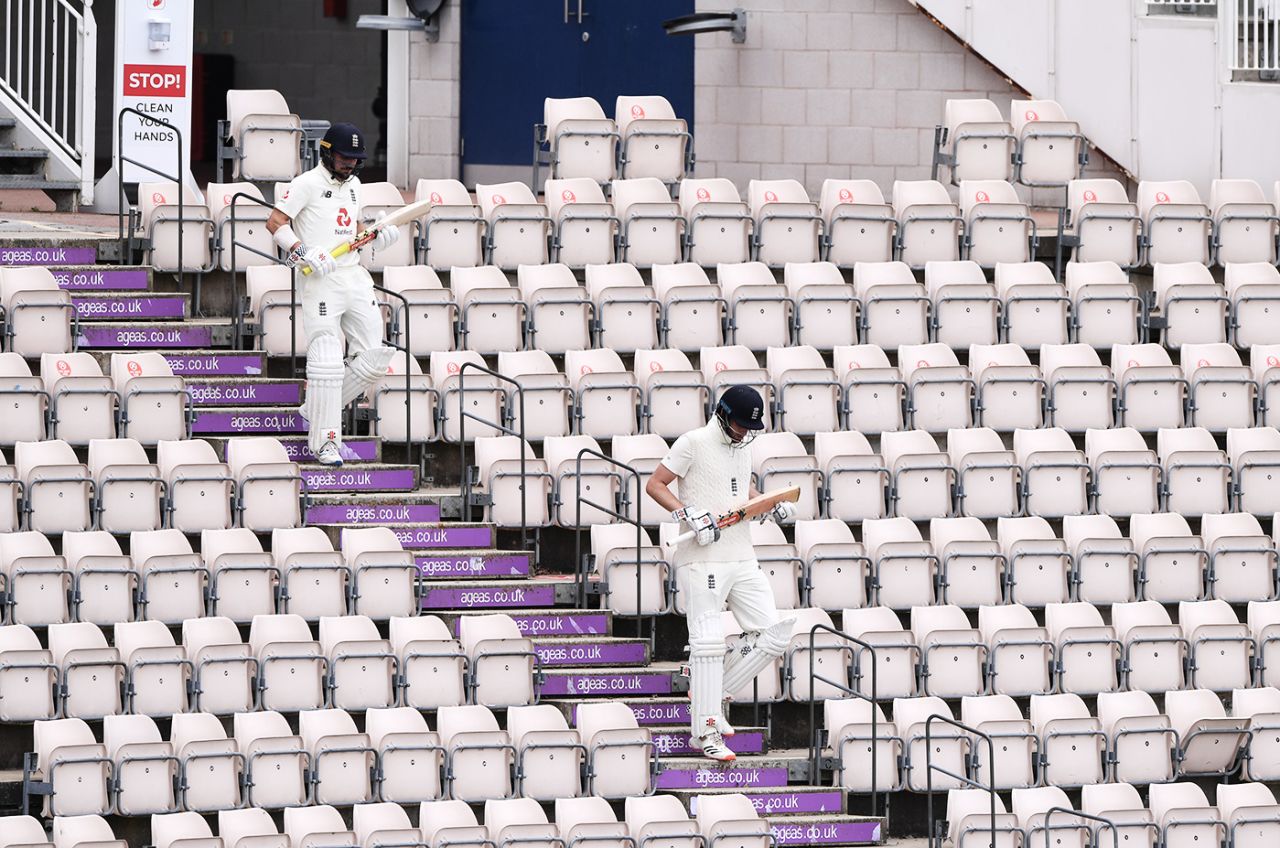 Rory Burns and Dom Sibley walk out to bat in a spectator-less stadium, England v Pakistan, 3rd Test, Southampton, 1st day, August 21, 2020