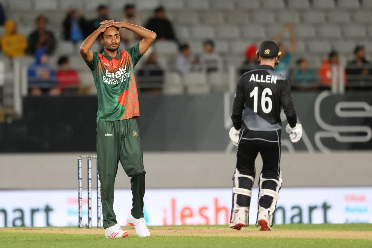 Bangladesh's bowlers had no answers to Finn Allen, New Zealand vs Bangladesh, 3rd T20I, Auckland, April 1, 2021