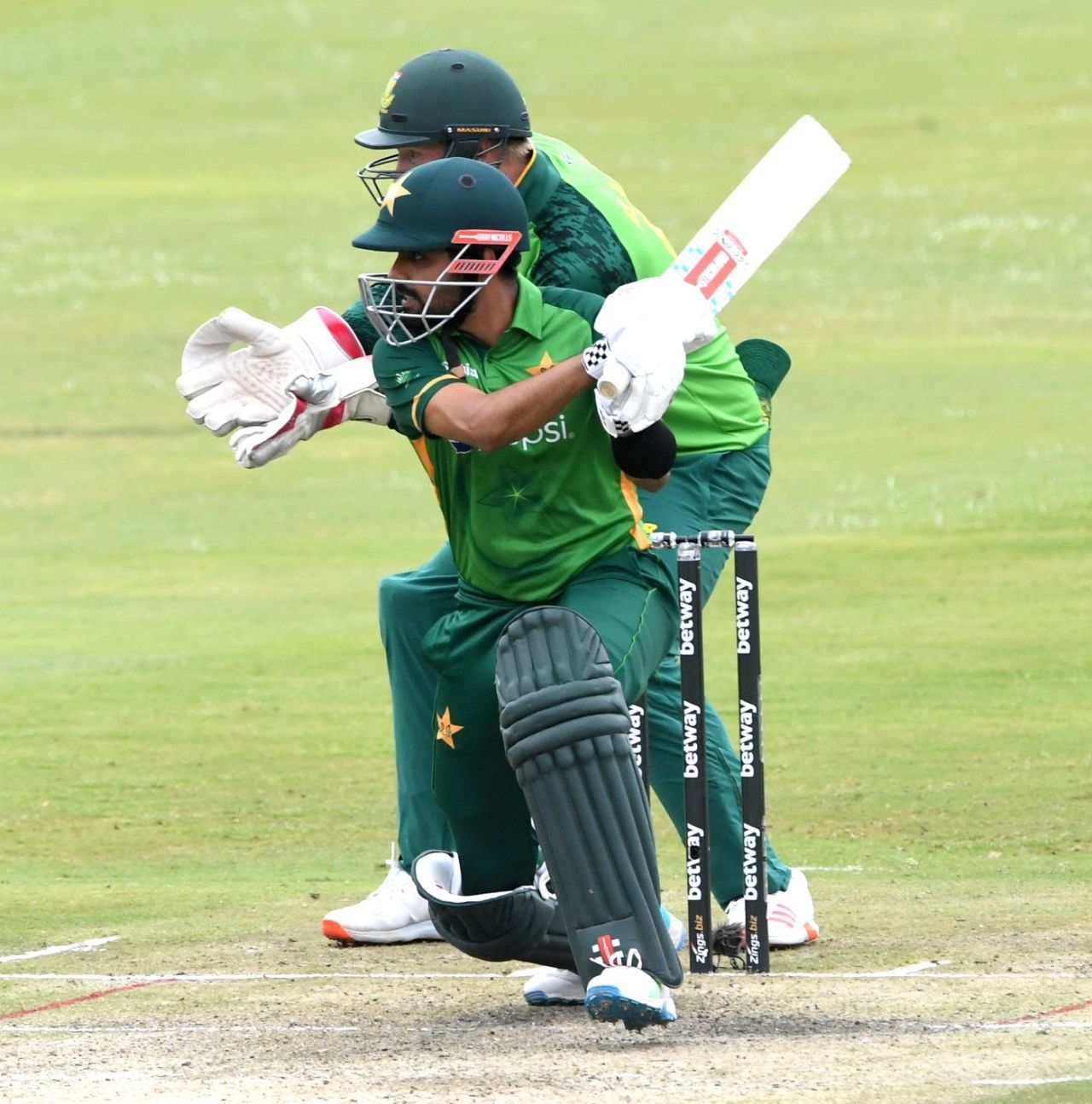 Babar Azam plays a cut, South Africa vs Pakistan, 3rd ODI, Centurion, April 7, 2021