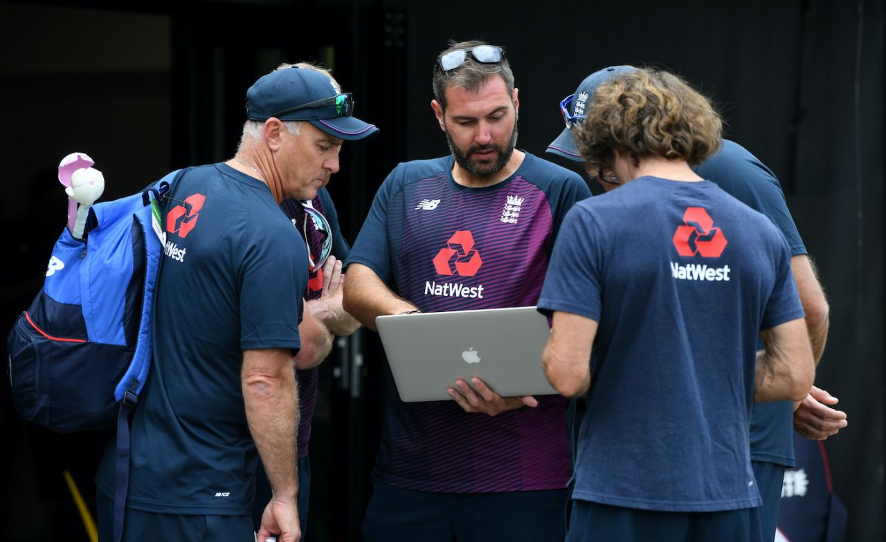England team analyst Giles Lindsay speaks with head coach Chris Silverwood and wicketkeeping coach Bruce French during a nets session at Seddon Park, in Hamilton, New Zealand, November 28, 2019 