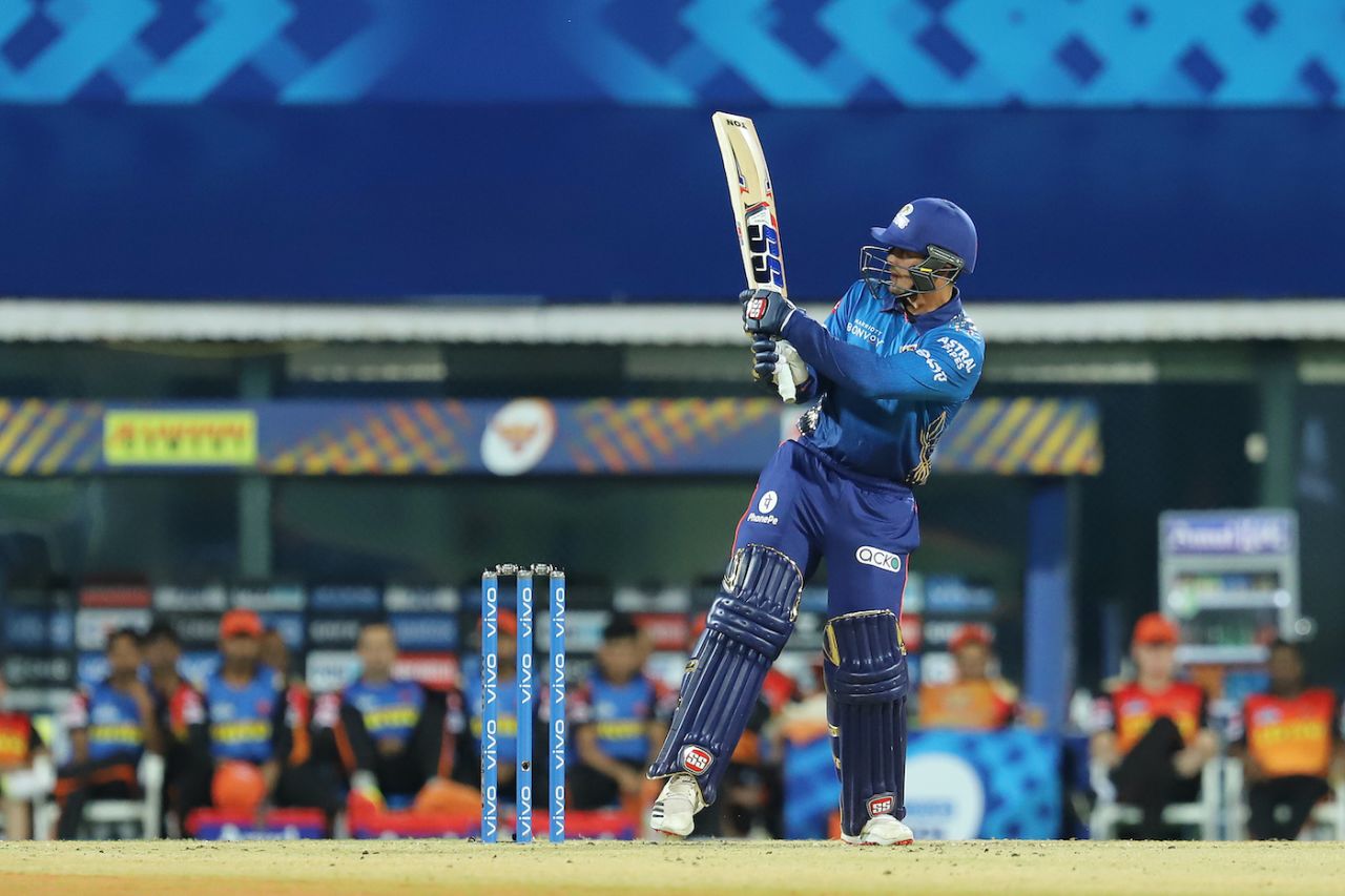 Quinton de Kock targets the gap behind square, Mumbai Indians vs Sunrisers Hyderabad, IPL 2021, Chennai, April 17, 2021