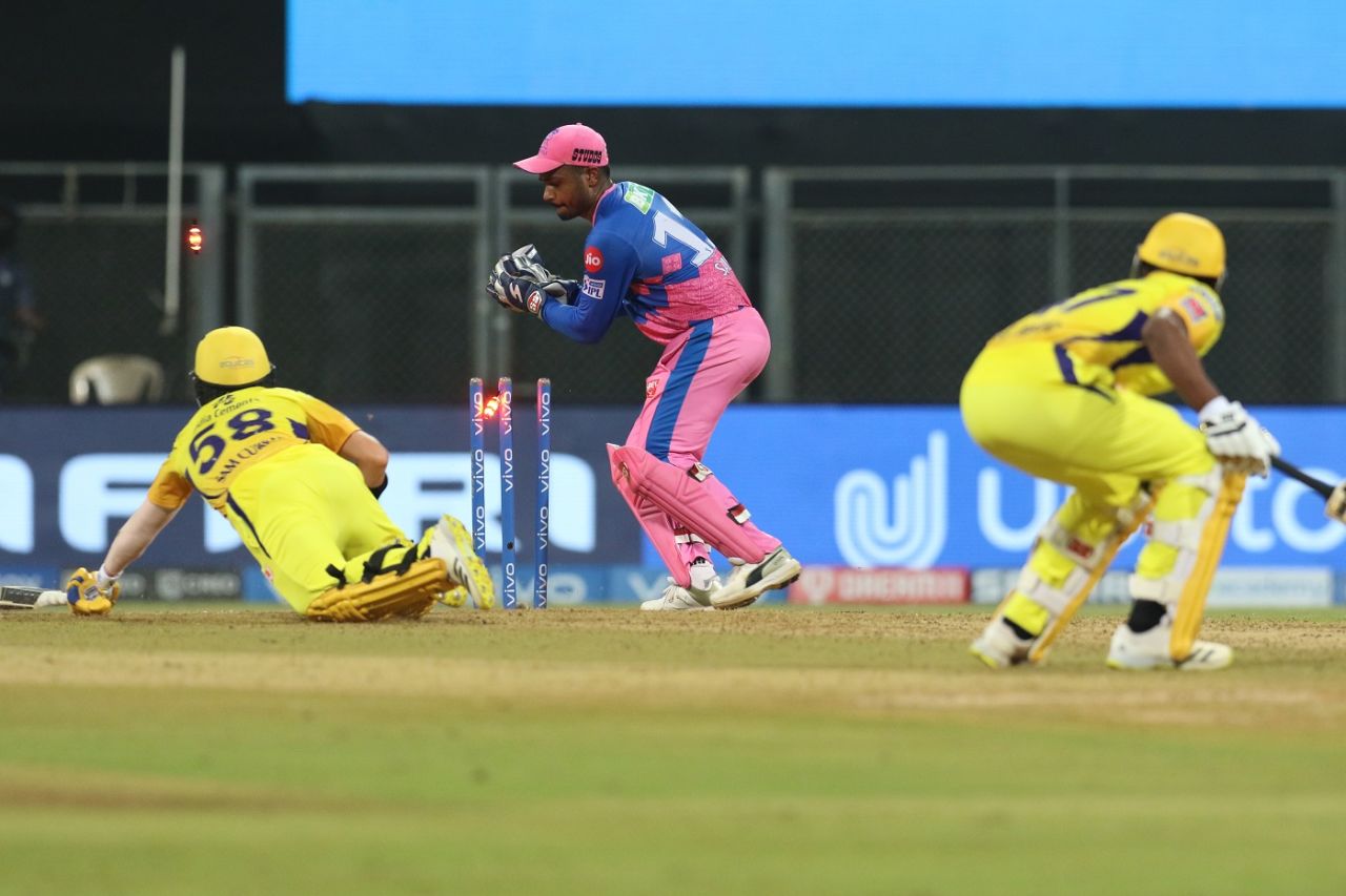 Sanju Samson whips off the bails as Sam Curran is run out, Chennai Super Kings vs Rajasthan Royals, IPL 2021, Mumbai, April 19, 2021
