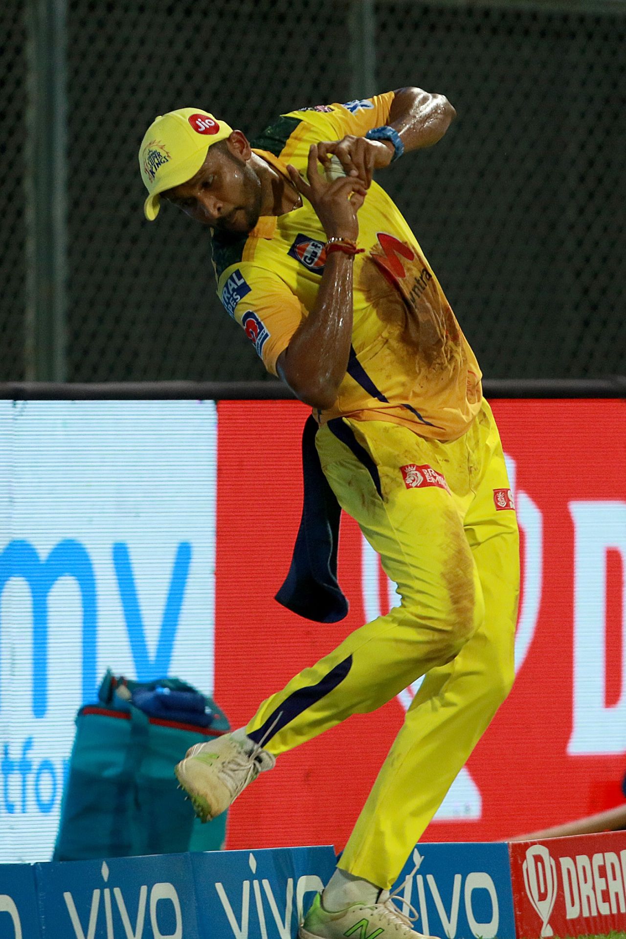 Krishnappa Gowtham juggles himself at the boundary line, Chennai Super Kings vs Rajasthan Royals, IPL 2021, Mumbai, April 19, 2021