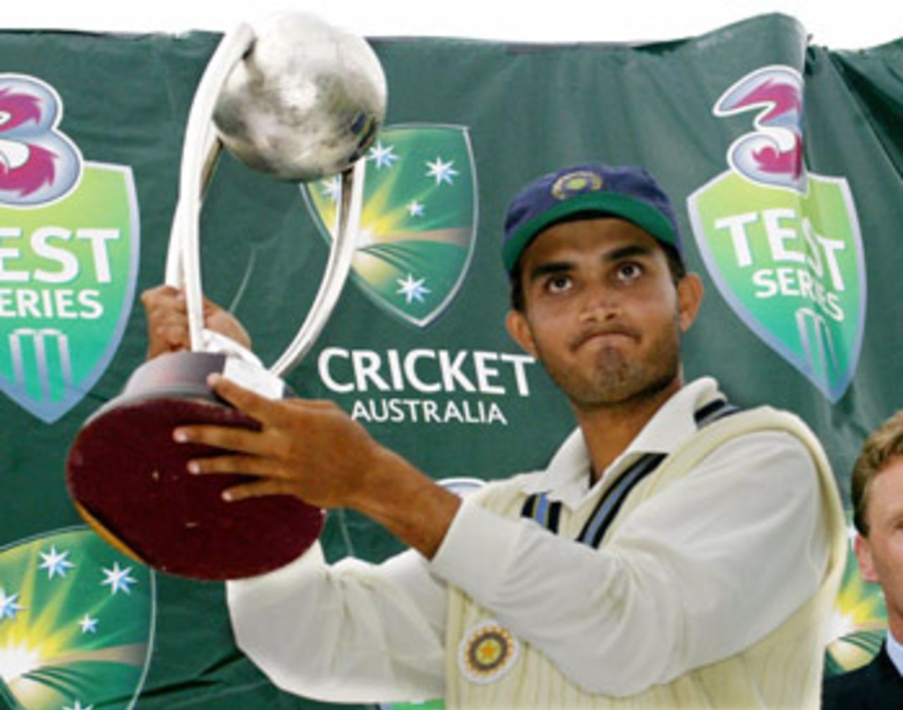 Sourav Ganguly with the Border-Gavaskar Trophy, Australia v India, 4th Test, Sydney, 5th day, January 6, 2004