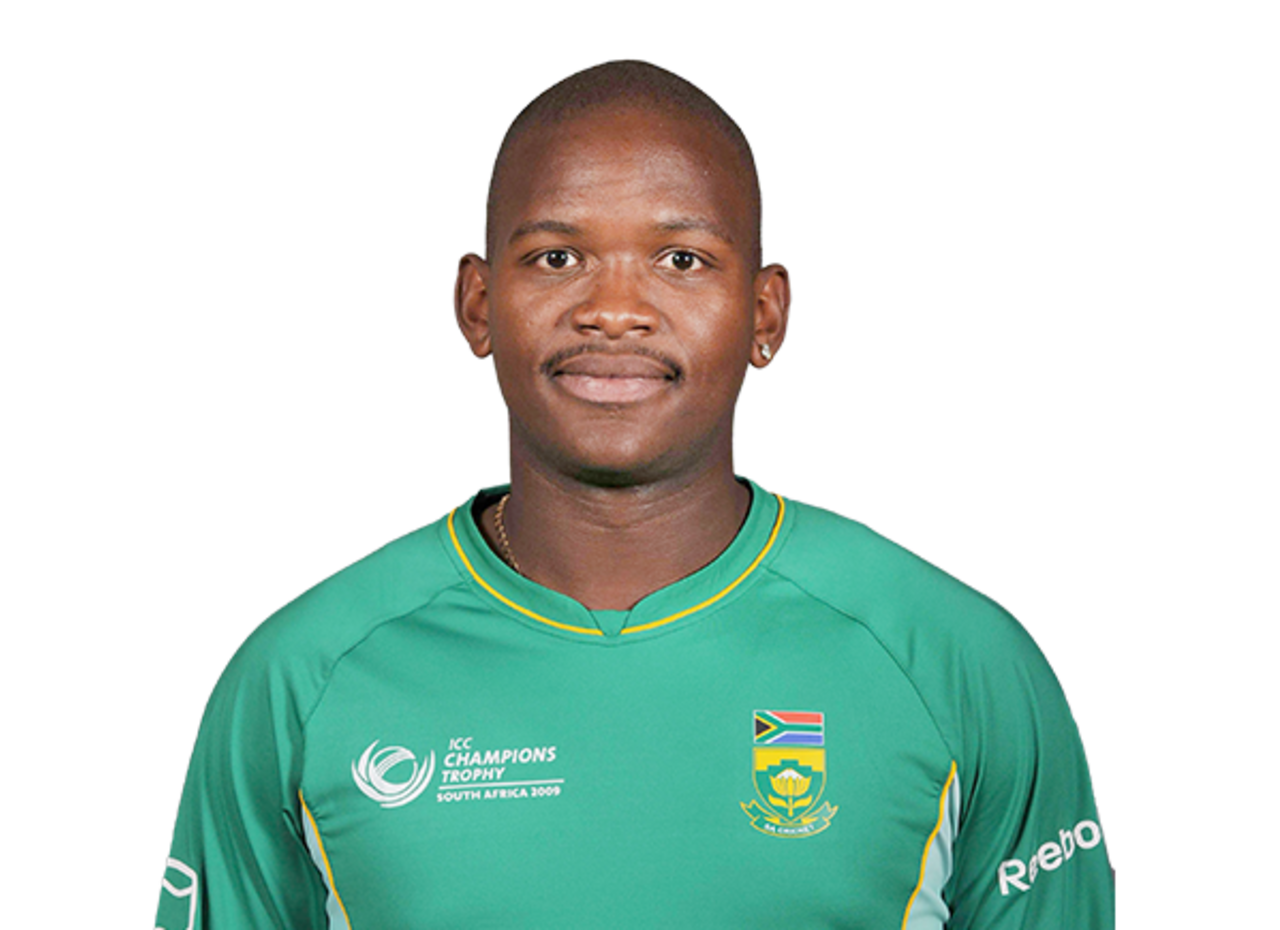 Lonwabo Tsotsobe player page headshot cutout, 2021