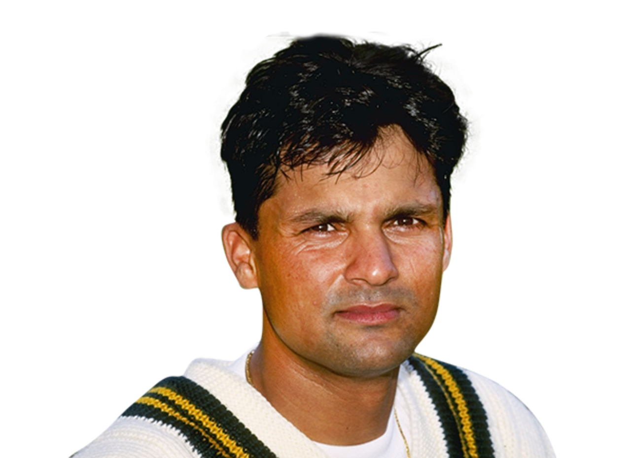 Moin Khan player page headshot cutout, 2021
