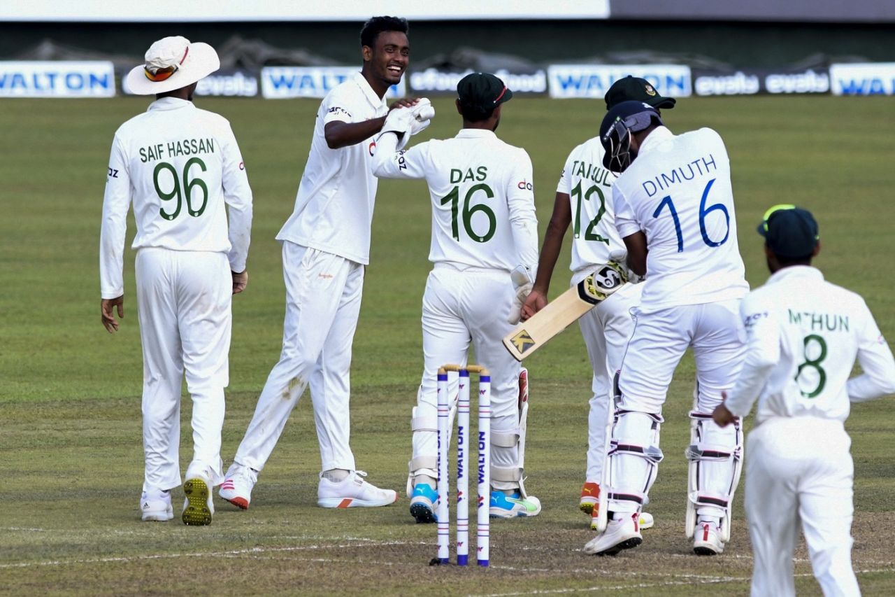 Shoriful Islam celebrates after getting Dimuth Karunaratne as his first Test wicket, Sri Lanka vs Bangladesh, 2nd Test, Pallekele, 1st day, April 29, 2021