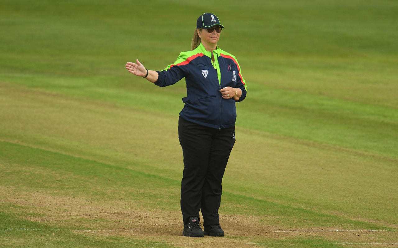 Umpire Yvonne Dolphin-Cooper signals a no ball, Rachael Heyhoe Flint Trophy, Western Storm vs Southern Vipers, Bristol, August 31, 2020