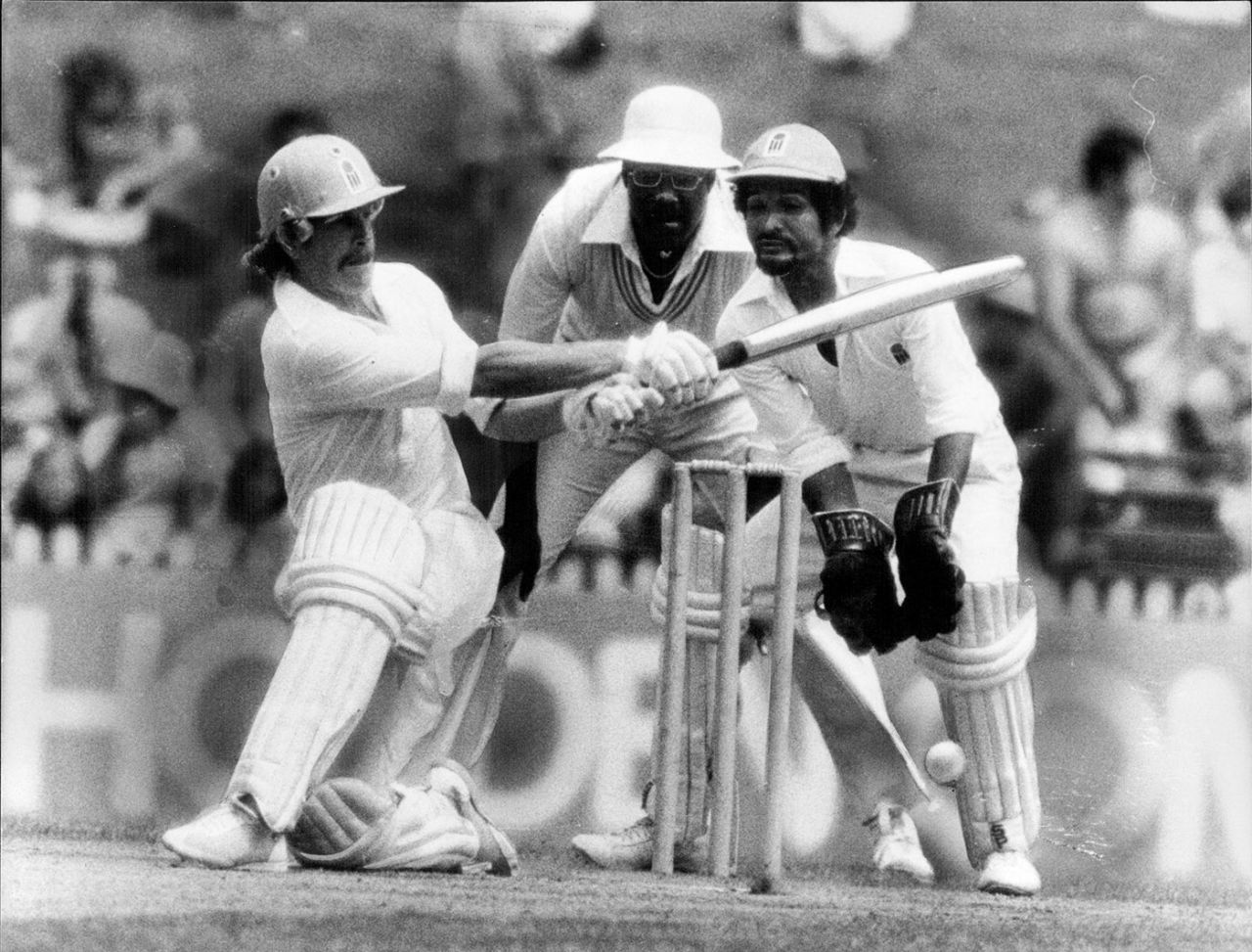 Clive Lloyd and Deryck Murray watch Bruce Laird sweep Albert Padmore, WSC Australia v WSC West Indies, World Series Cricket Supertest semi-final, 4th day, Sydney, January 24, 1979