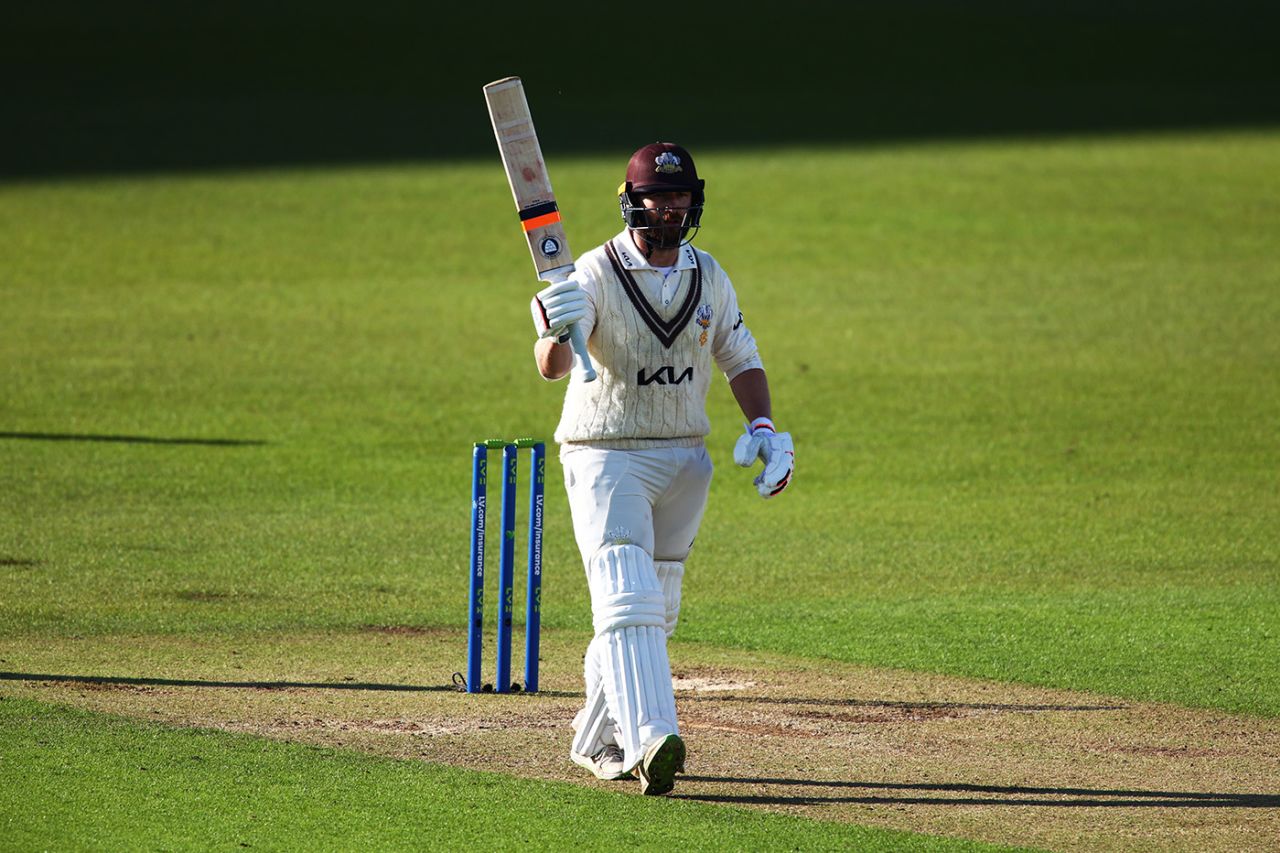 Mark Stoneman acknowledges his half-century, Surrey vs Middlesex, LV= Insurance Championship, Kia Oval, 3rd day, May 22, 2021