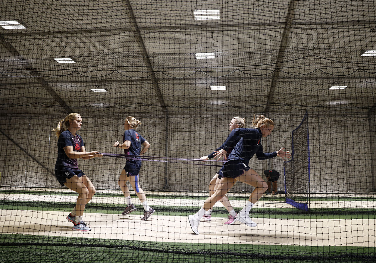 Lauren Winfield-Hill trains during an England nets session, Sydney Cricket Ground, March 04, 2020
