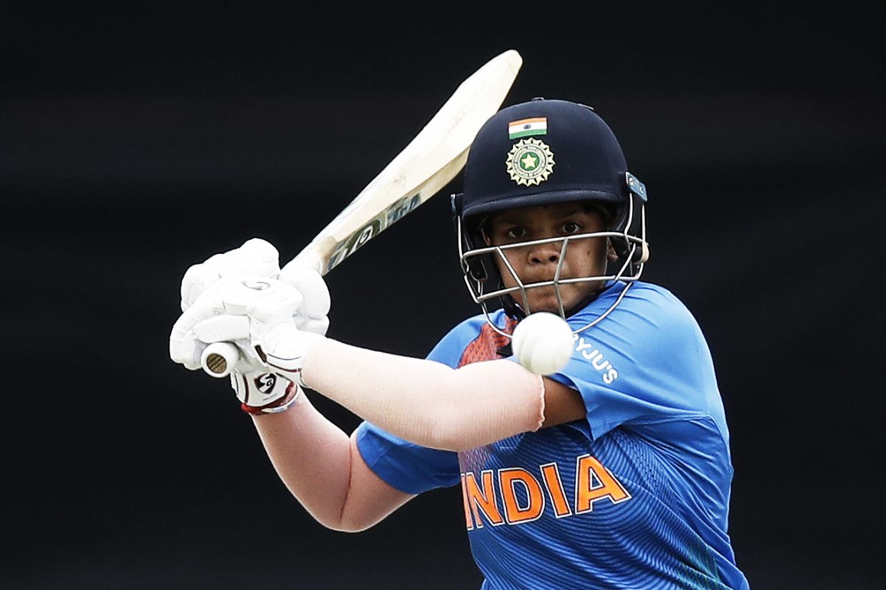 Shafali Verma keeps her eye on the ball, India v New Zealand,  ICC Women's T20 World Cup, Melbourne (Junction Oval), February 27, 2020