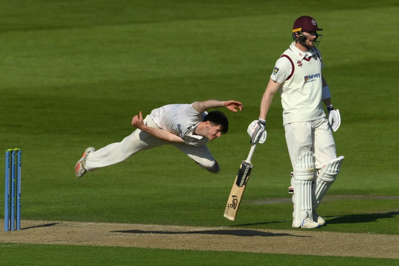 George Garton sends one down, Sussex vs Northamptonshire, LV= Insurance County Championship, Hove, day 2, May 28, 2021