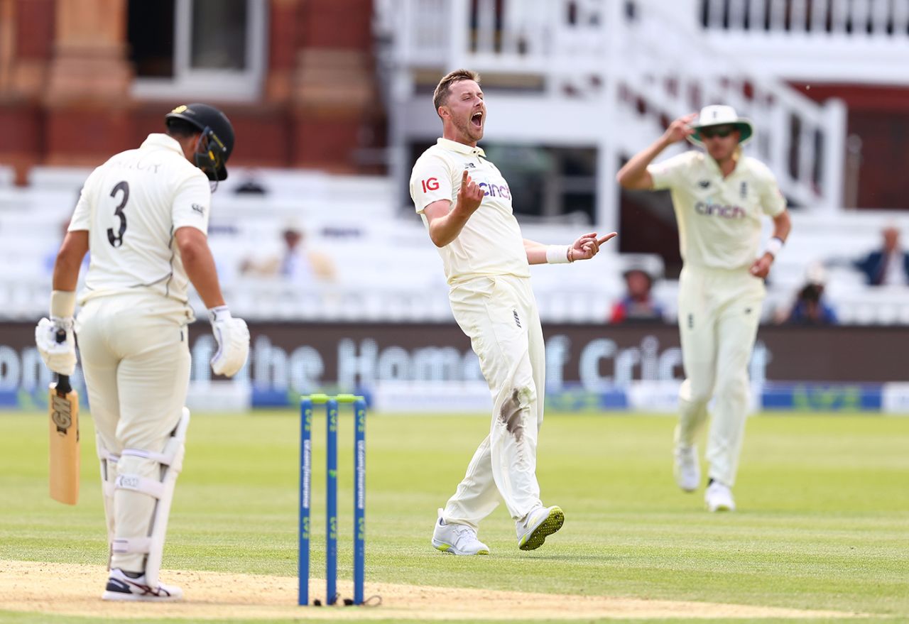 Ollie Robinson roars in celebration after dismissing Ross Taylor, 1st LV= Insurance Test, England vs New Zealand, 1st day, Lord's, June 2, 2021
