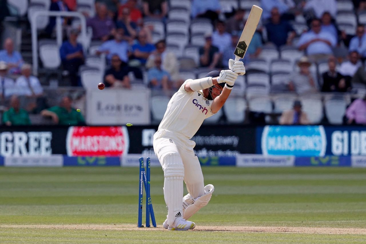 Stuart Broad's stumps are crashed by Neil Wagner, 1st Test, England vs New Zealand, 4th day, London, June 5, 2021