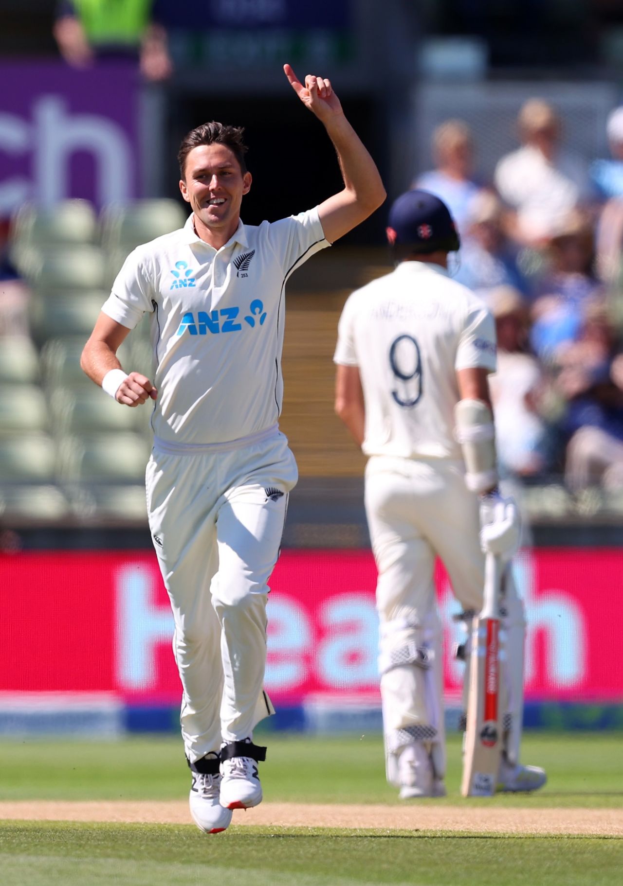 Trent Boult struck with the first ball of the fourth day to finish the England second innings, England vs New Zealand, 2nd Test, Birmingham, 4th day, June 13, 2021