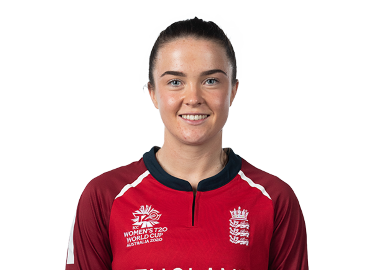 Mady Villiers player page headshot cutout, 2021