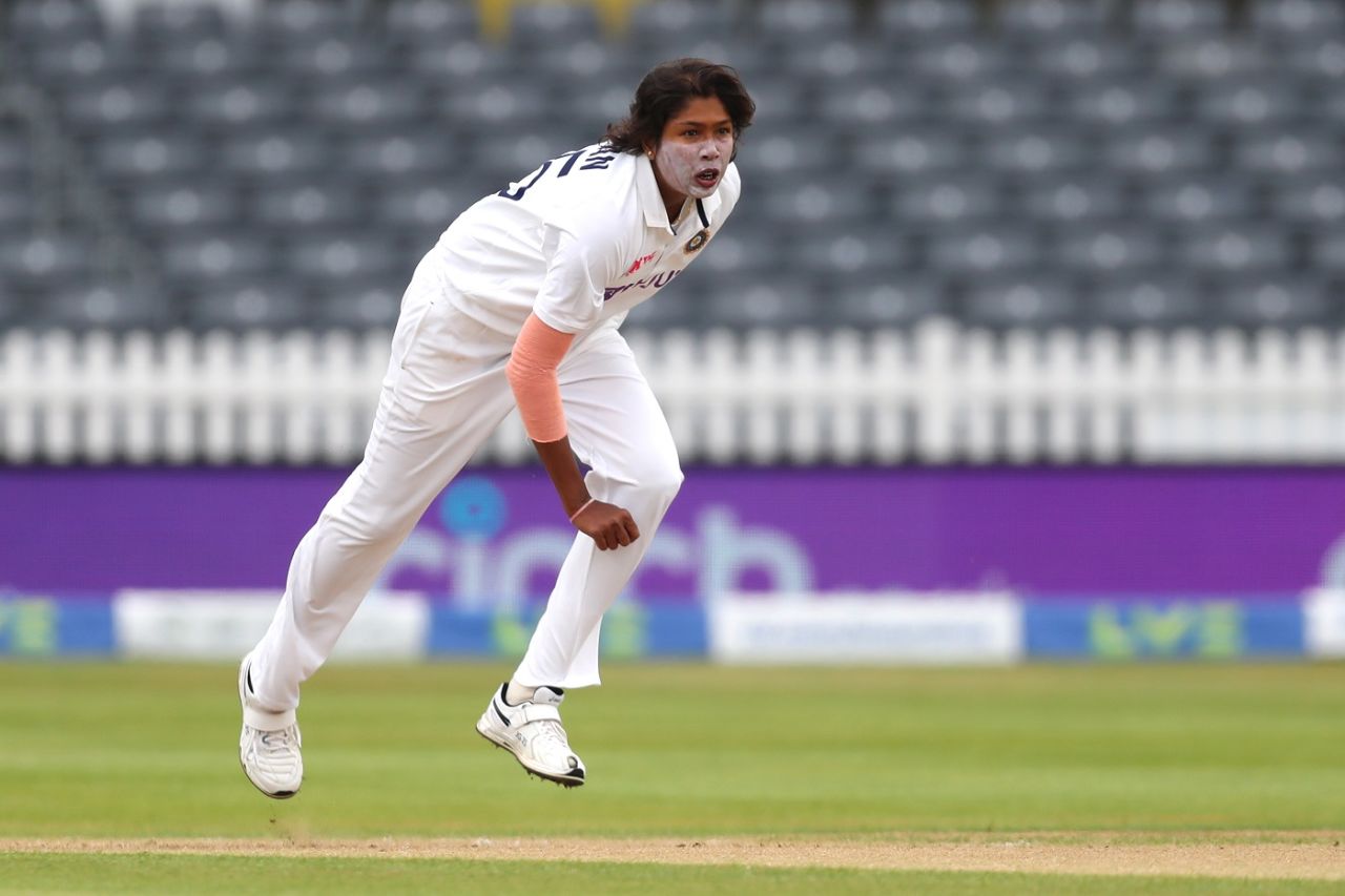 Jhulan Goswami struck early on the second day, England Women vs India Women, Only Test, Bristol, 2nd day, June 17, 2021