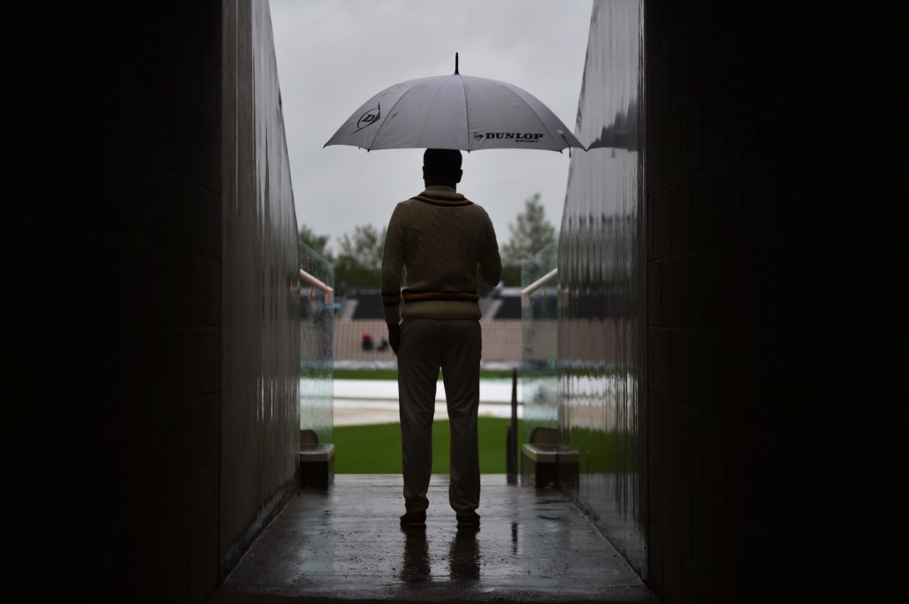 Waiting for the rain to stop at the Hampshire Bowl, India vs New Zealand, WTC final, Southampton, 4th day, June 21, 2021