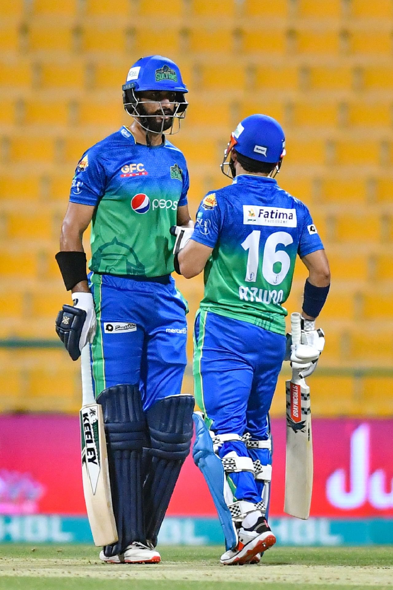 Shan Masood and Mohammad Rizwan put on a tone-setting fifty opening stand, Multan Sultans vs Peshawar Zalmi, PSL 2021 final, Abu Dhabi
