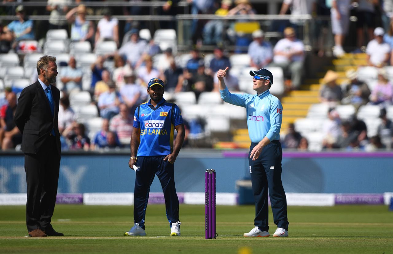 Eoin Morgan and Kusal Perera at the toss, England vs Sri Lanka, 1st ODI, Chester-le-Street, June 29, 2021