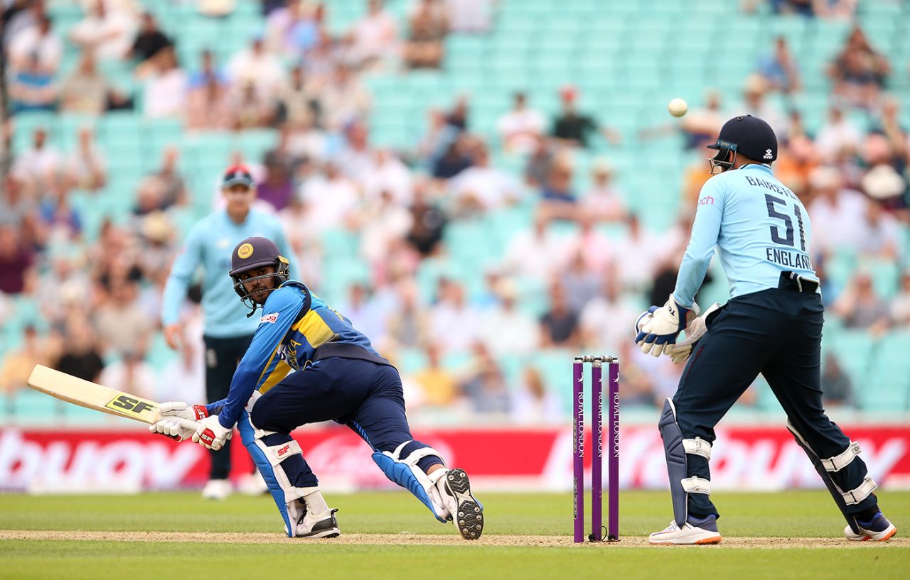 Dhananjaya de Silva gets down to paddle-sweep, England vs Sri Lanka, 2nd ODI, The Oval, July 1, 2021