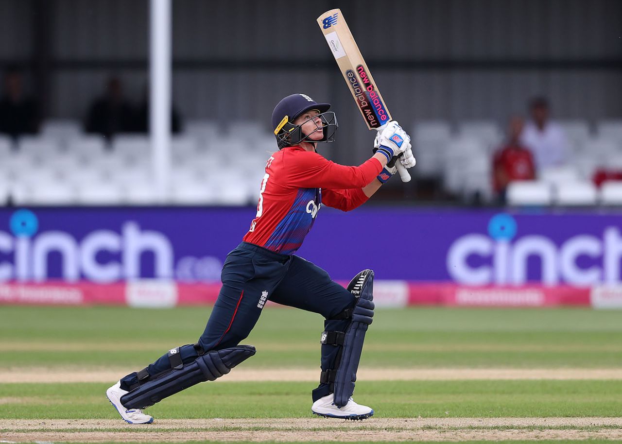 Danni Wyatt hits out early on, England vs India, Women's 1st T20I, Northampton, July 09, 2021