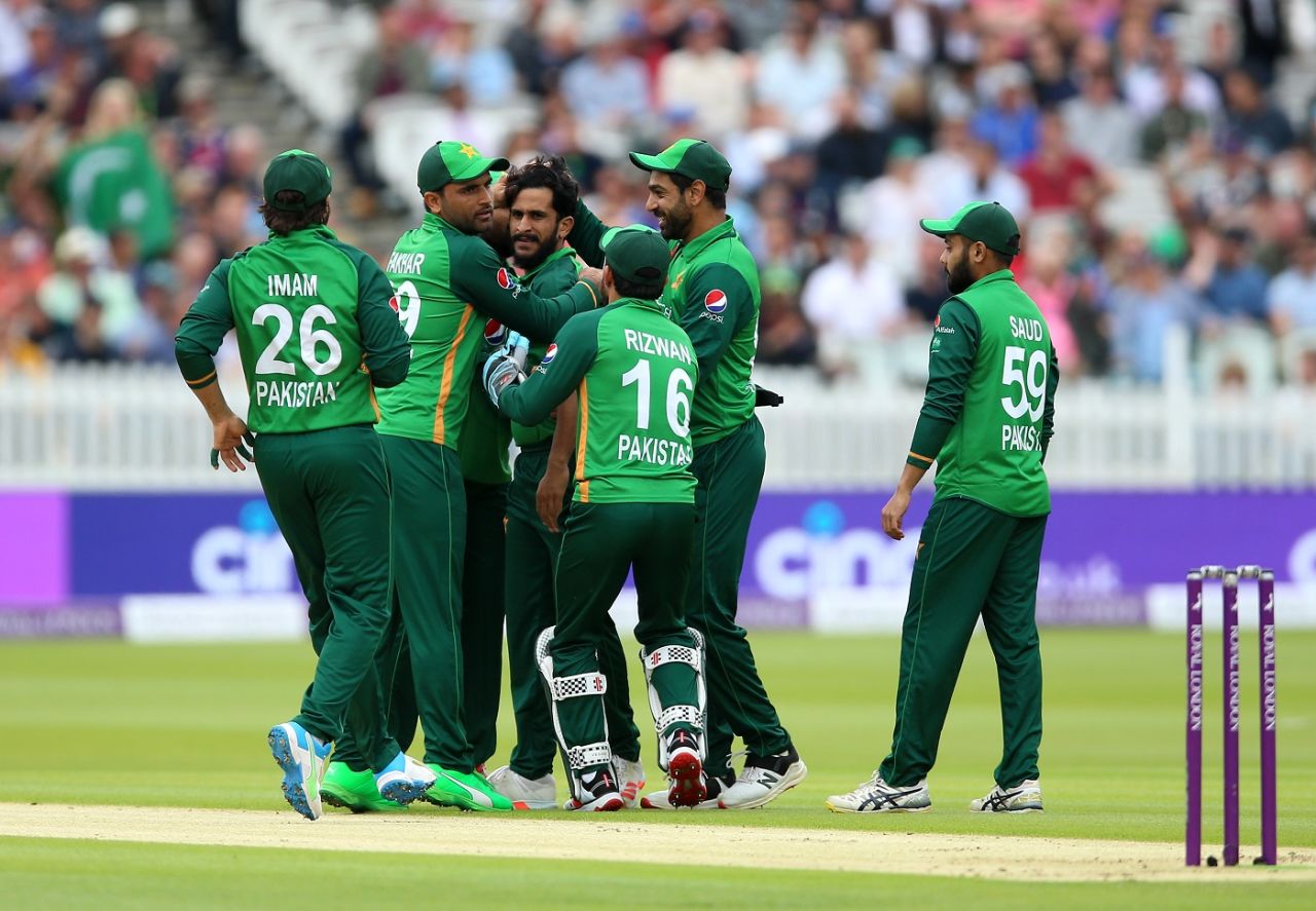 Hasan Ali is being congratulated by team-mates after a wicket, England vs Pakistan, 2nd ODI, Lord's, July 10, 2021