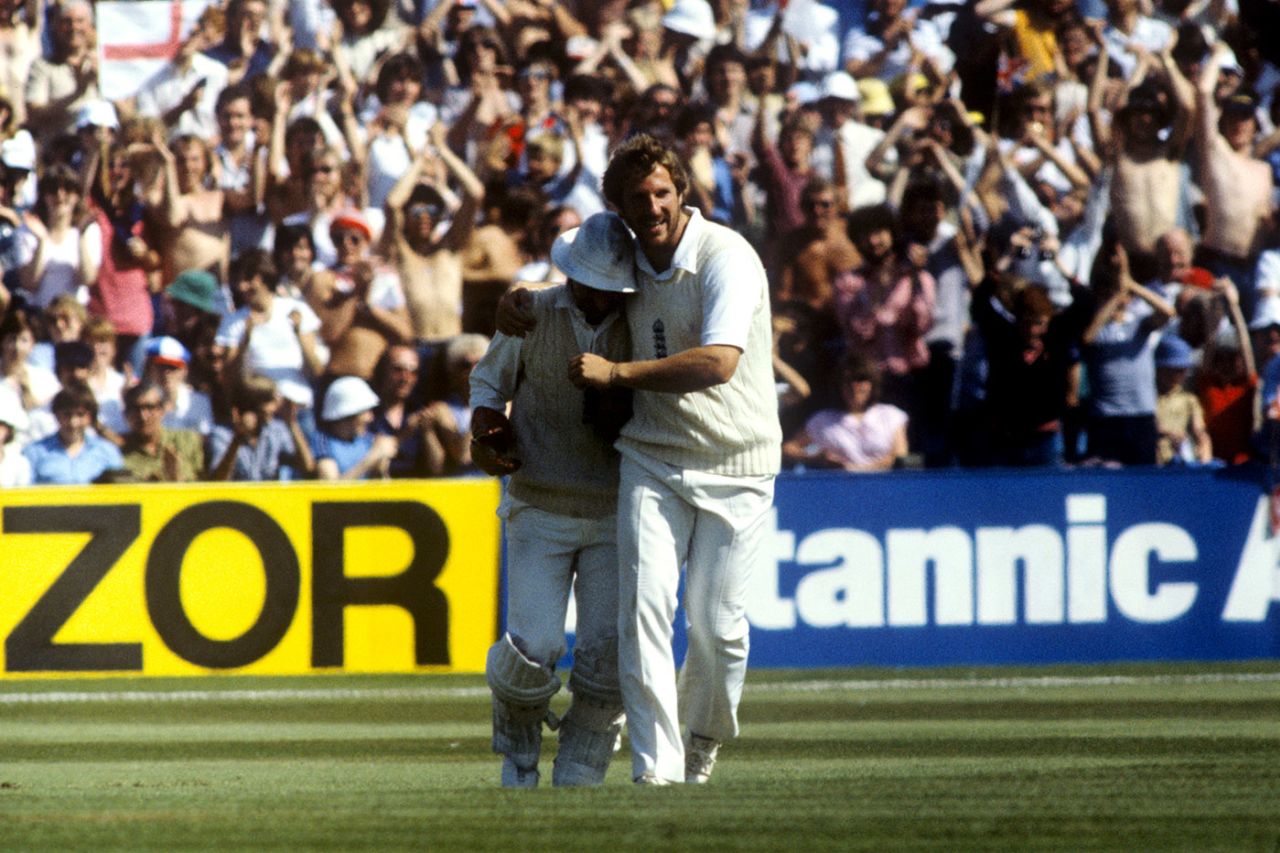 Ian Botham celebrates with Alan Knott, England v Australia, 5th Test, Old Trafford, 3rd day, August 15, 1981