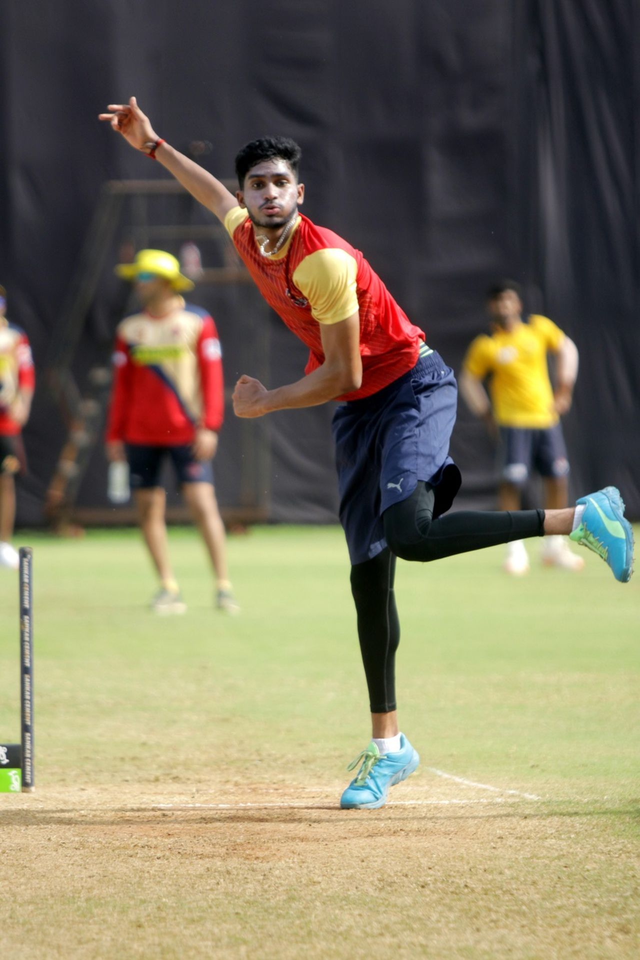M Siddharth of Chepauk Super Gillies bowls in the nets, TNPL 2021