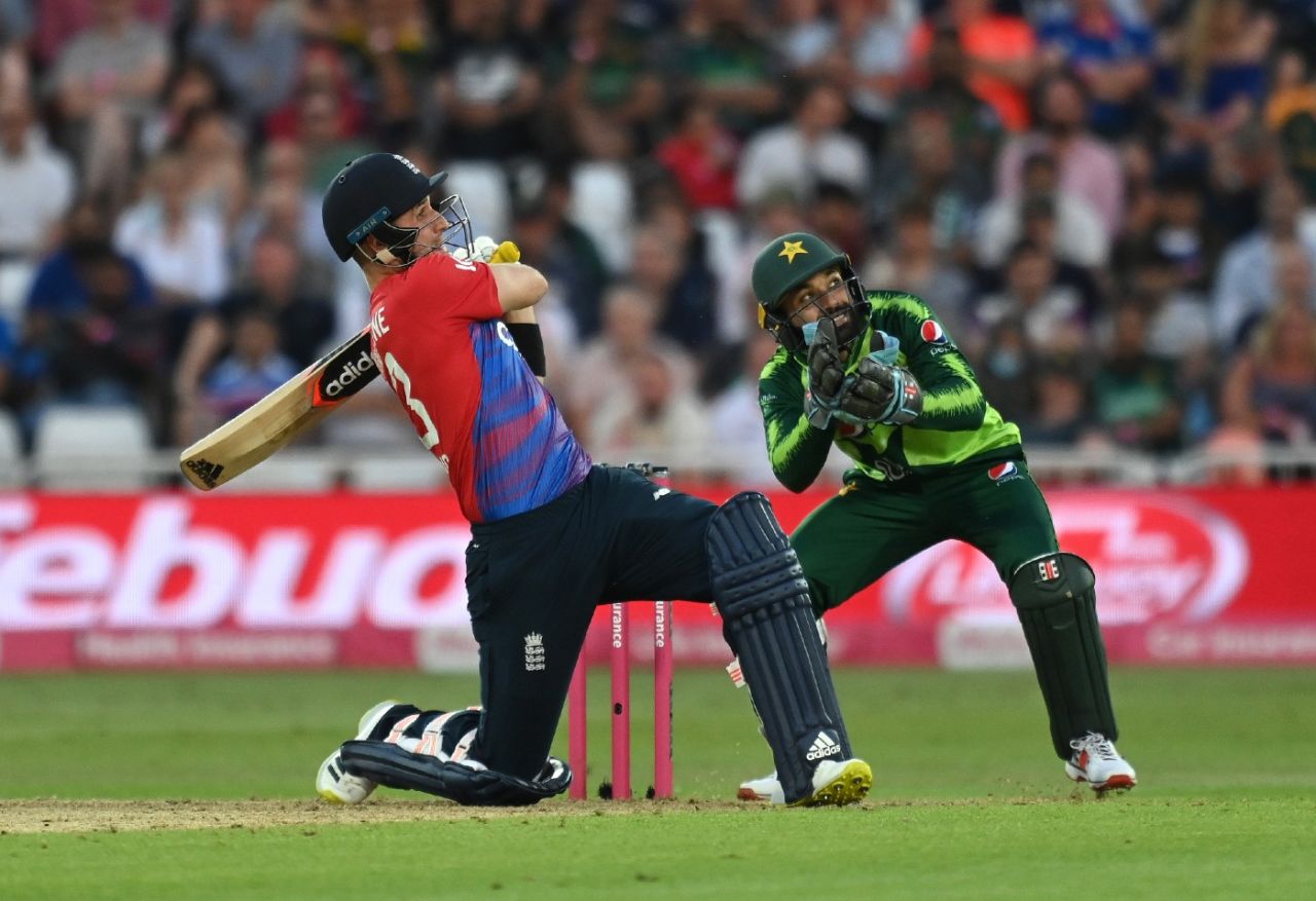 Liam Livingstone romped to a 17-ball fifty in England's chase, England vs Pakistan, Trent Bridge, 1st T20I, July 16, 2021