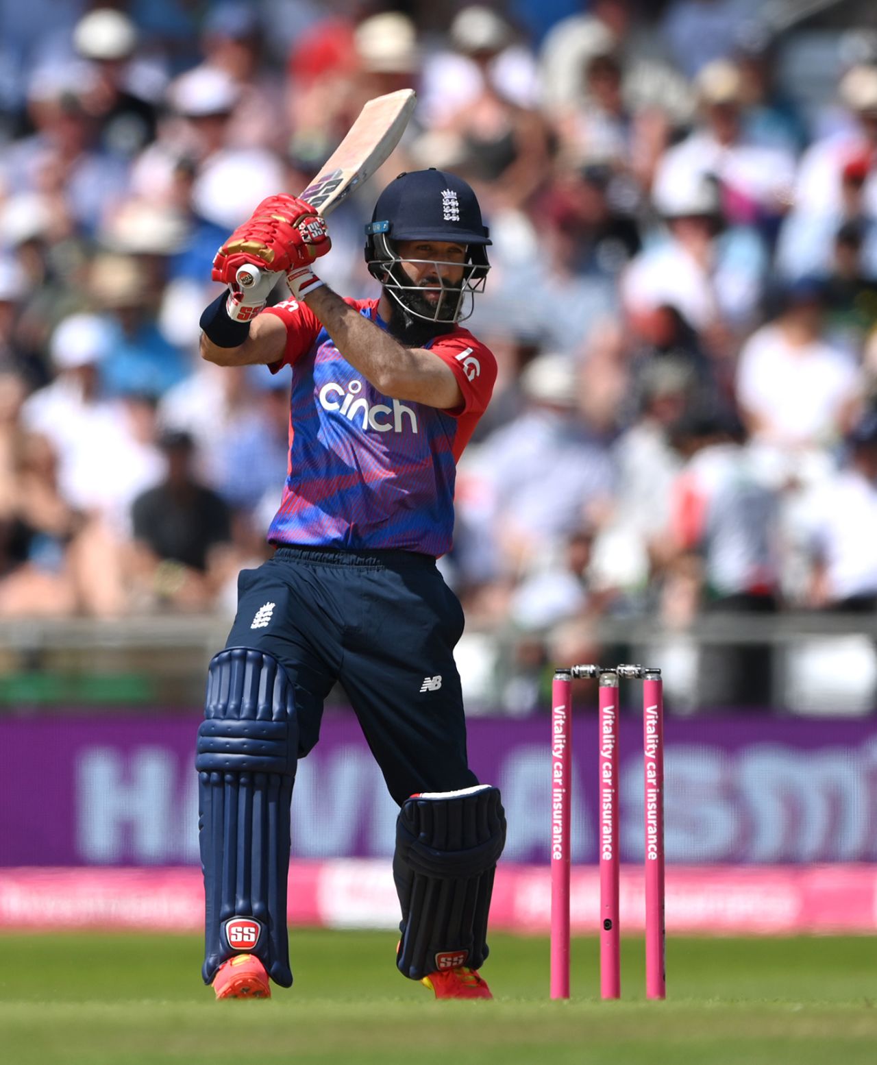 Moeen Ali played an aggressive cameo, England vs Pakistan, 2nd T20I, Headingley, July 18, 2021