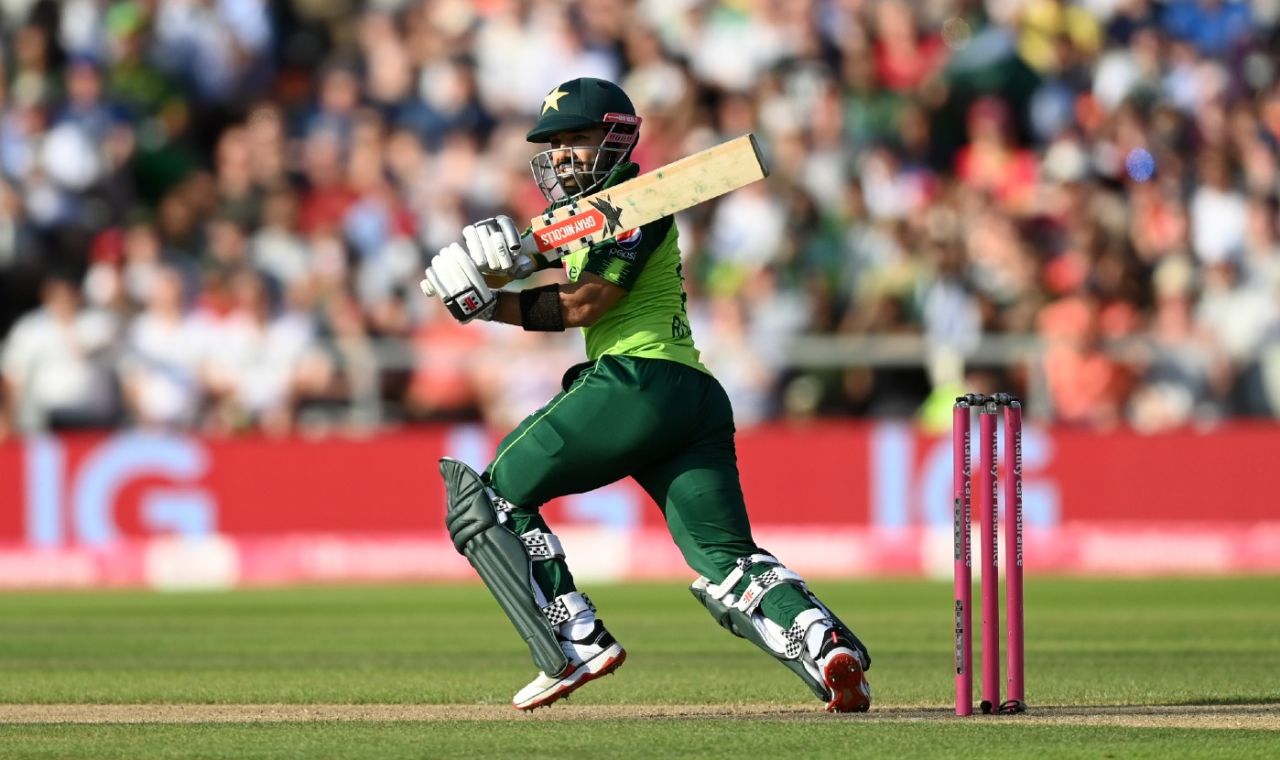 Mohammad Rizwan pulls into the leg side, England vs Pakistan, 3rd T20I, Old Trafford, July 20, 2021