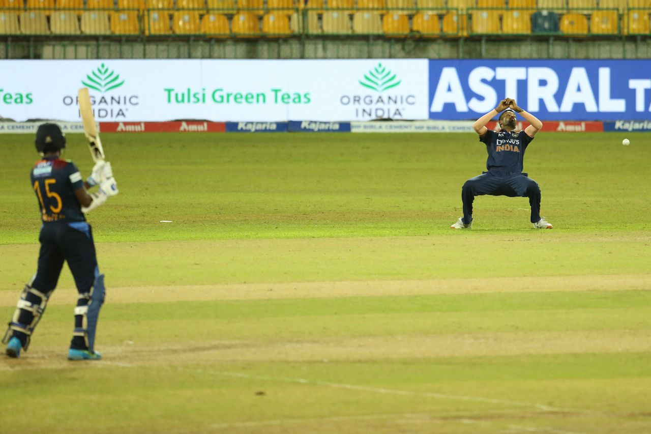 Hardik Pandya dropped a straightforward catch early on, Sri Lanka vs India, 1st T20I, Colombo, July 25, 2021