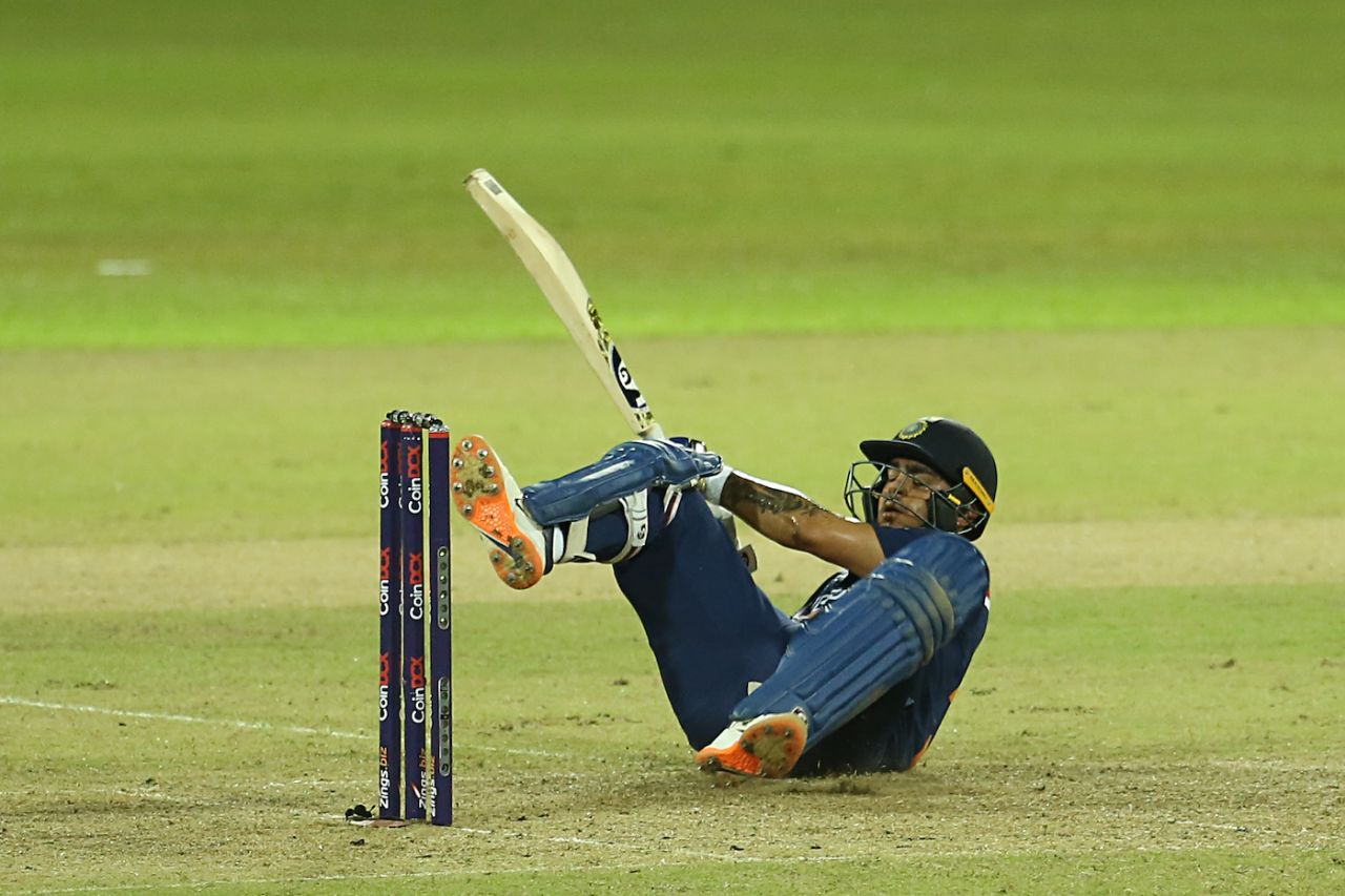 Ishan Kishan loses balance while trying to get cheeky, Sri Lanka vs India, 1st T20I, Colombo, July 25, 2021