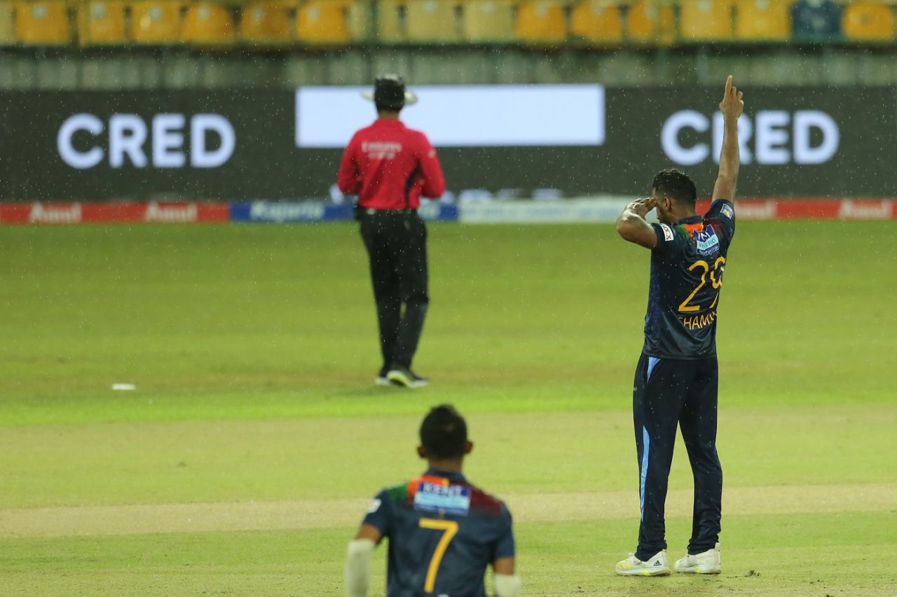 Chamika Karunaratne celebrates a wicket, Sri Lanka vs India, 1st T20I, Colombo, July 25, 2021