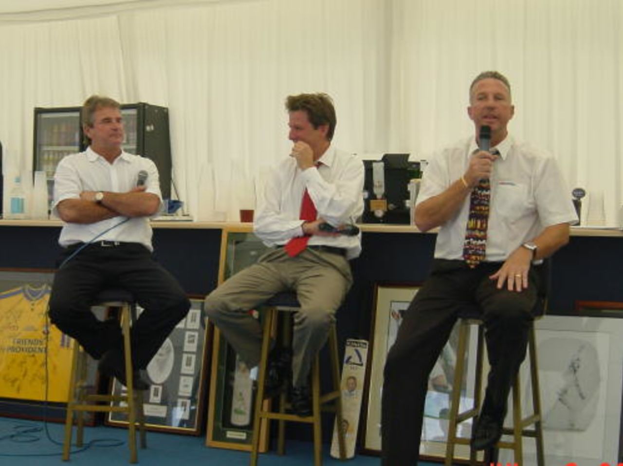 Allan Lamb, Mark Nicholas and Ian Botham supply the entertainment at the Robin Smith testimonial lunch, August 18, 2003