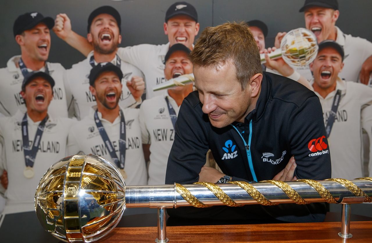 Neil Wagner eyes up the mace, July 27, 2021