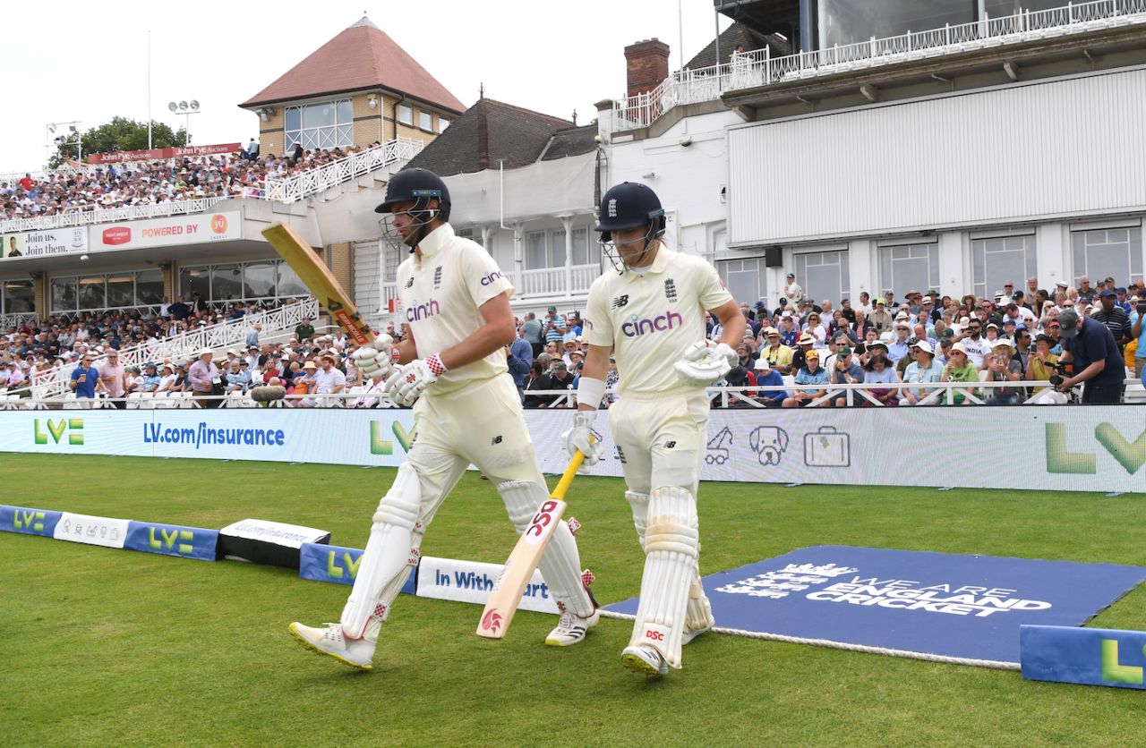 Rory Burns and Dom Sibley walk out to bat, England vs India, 1st Test, Nottingham, 1st day, August 4, 2021